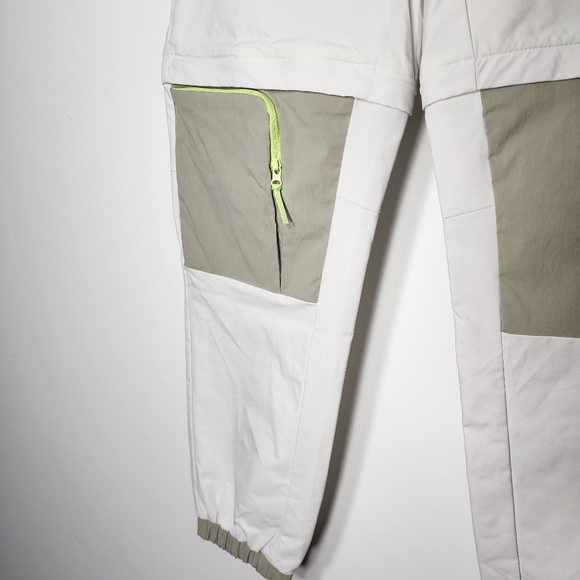 New! Adidas Voyage Active Outdoor Zip Off Trousers Pants | Men's Size Med HE5255 - Picture 4 of 10